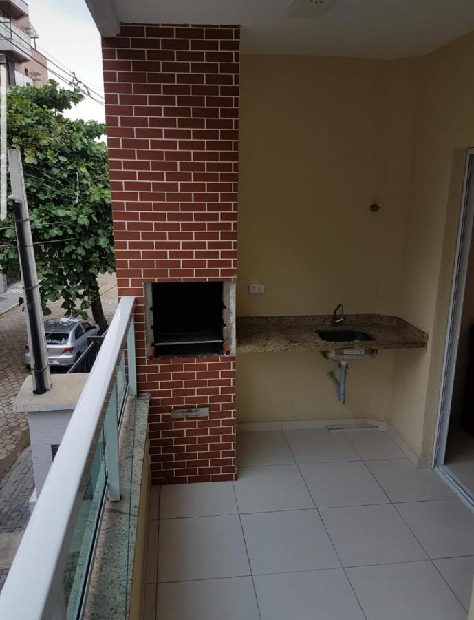 Condominio Newton Ximenes 30 Metros Da Praia Ubatuba Exterior photo